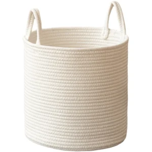 panier à linge blanc