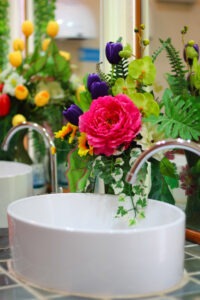 petite plante artificielle pour salle en de bain